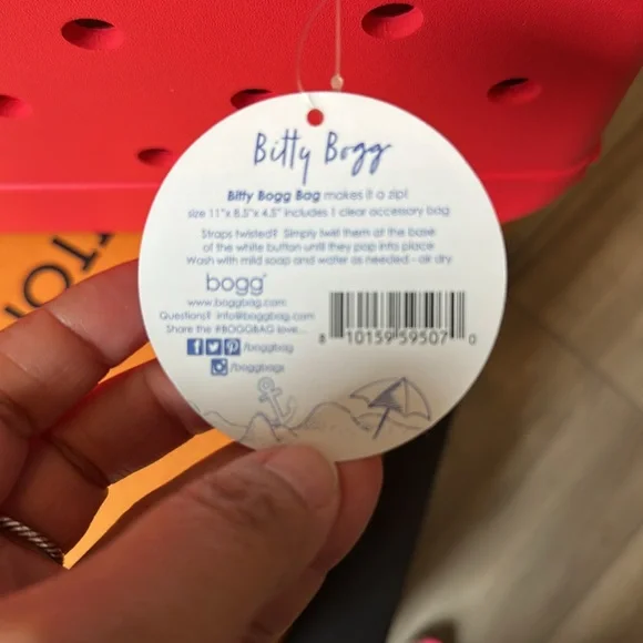 Target x Bogg Bag Bitty - BRAND NEW - Picture 7 of 7